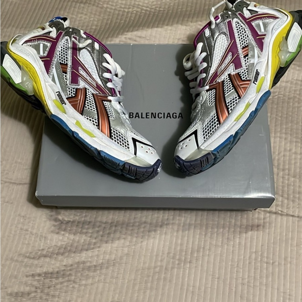 Balenciaga Runners *used*
